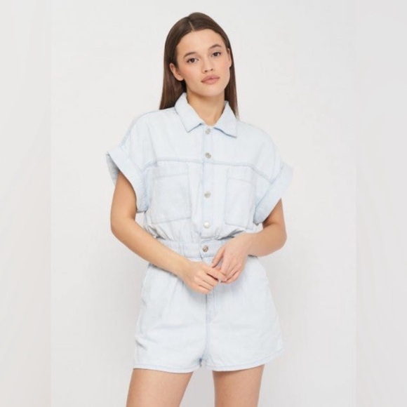 Zara Women’s Denim Jumpsuit Romper Light Denim Size Medium Button Down - Picture 1 of 10
